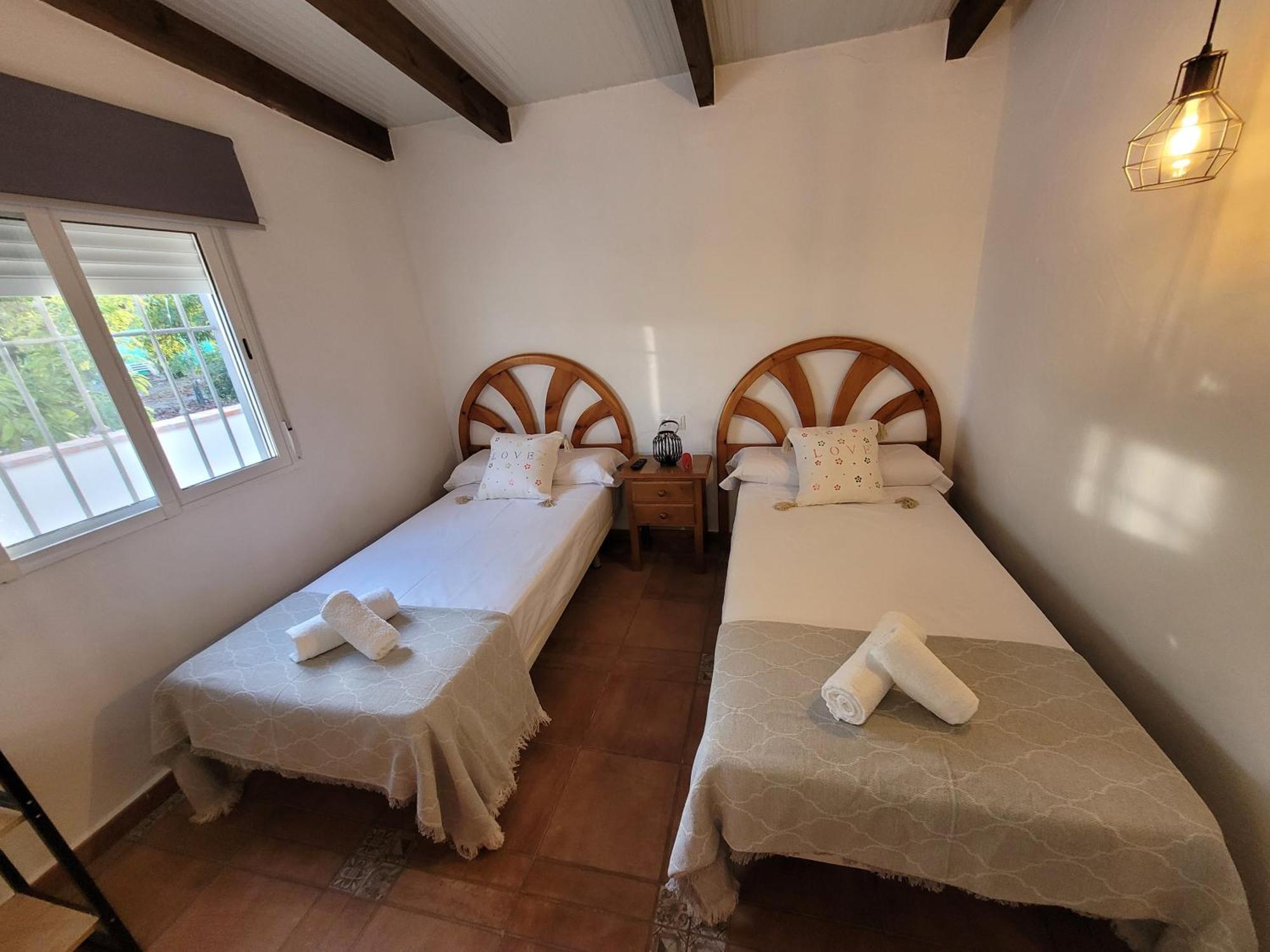 Semesterbostad Con Piscina Y Barbacoa En 4 Personas *